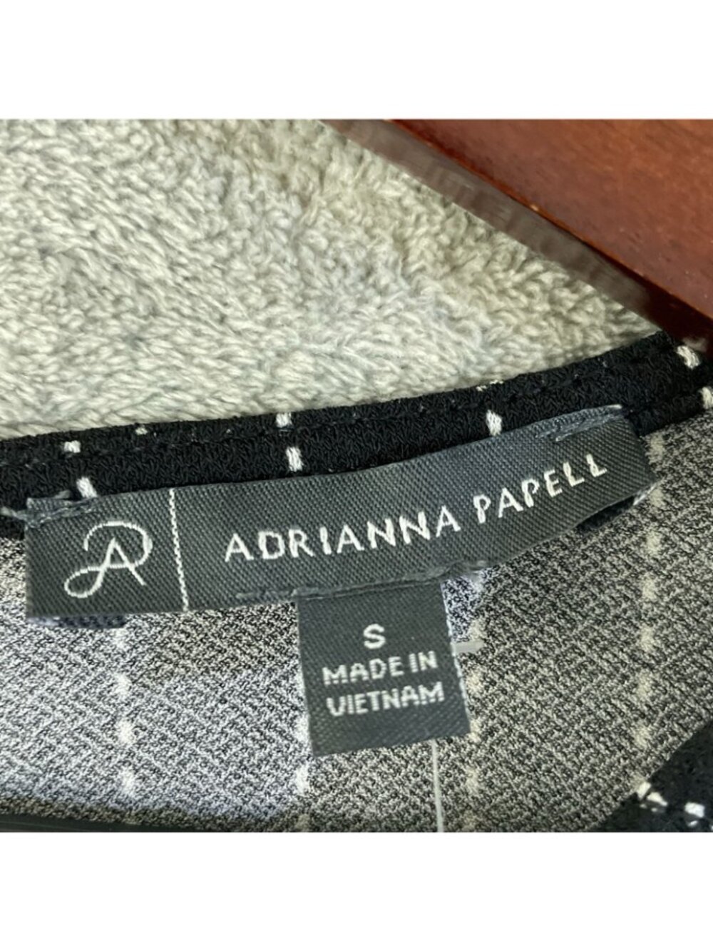 NWT Adrianna Papell Women's S Black Blouse Striped 3/4 Sleeve Keyhole Back M1329 - Picture 7 of 9